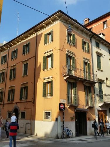Verano & Co. - Guest House