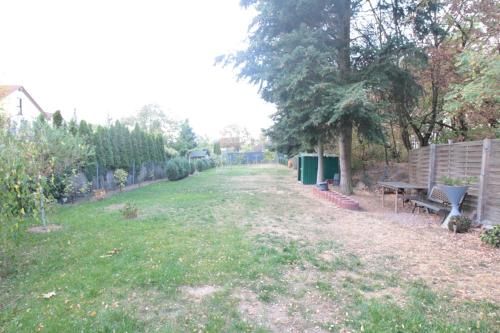 moderne 80m² Wohnung mit Blick ins Grune