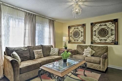 Peaceful Family-Friendly Hideaway with Yard!