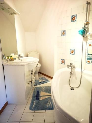 Maison de 2 chambres a Le Vaudreuil avec jardin clos et WiFi
