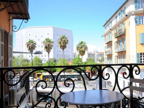 ApartHotel Riviera - Old town Promenade des anglais - Charme Absolu Appartement 3 pieces - Emplaceme