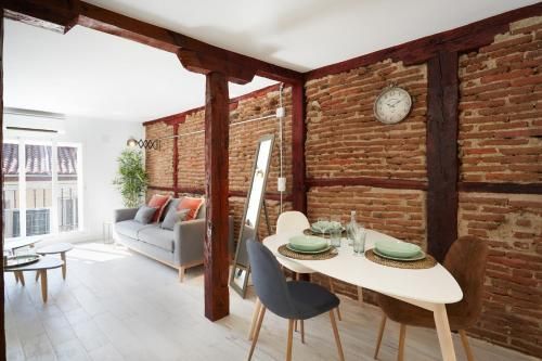 LEEWAYS LOFT in PELAYO