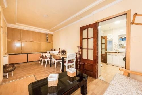Independent Six Room House Casa 6 Habitaciones