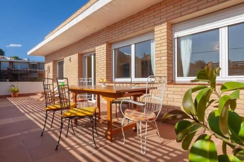 Can Stella, luminoso apartamento de playa en Costa Dorada – Tarragona