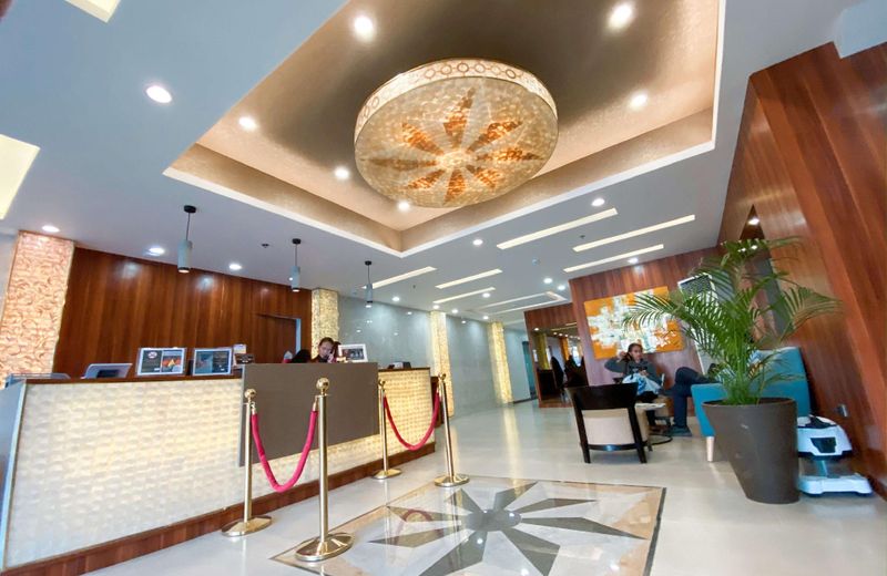 L Meridian Suites