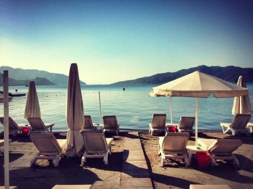 LA BEIRUT BEACH HOTEL