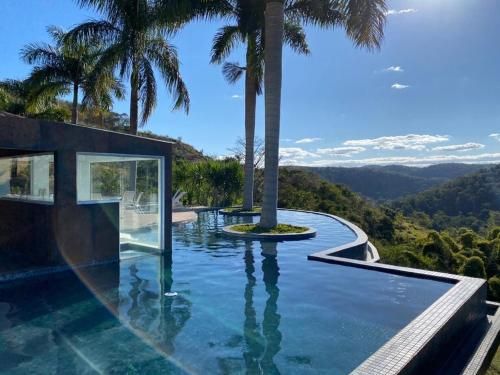 Casa chalé na serra em Secretário Itaipava