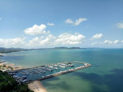 White Sand Beachfront Pattaya