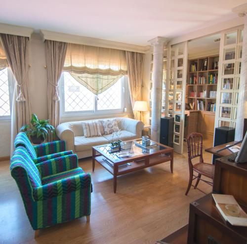 Chezmoihomes Luxury Penthouse