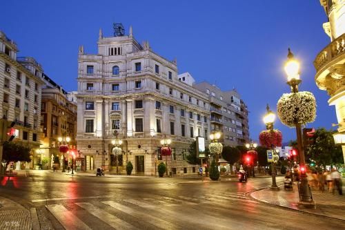 «Amplia, ideal y familiar» (En el mismo centro)