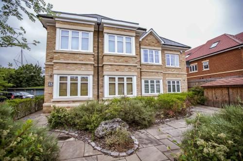 ☆2 BEDROOM☆2BATHROOM☆ALBAN COURT☆COMFY SUITE