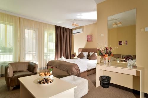 Hill Town Family Hotel