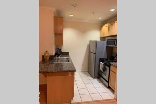 1BR Apartment with Patio in DTLA