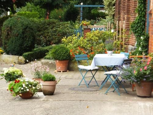 Outdoor Pictures 1