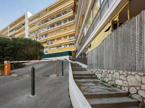 Modern Apartment in Le Cannet near Centre