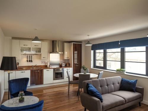 SA Today Apartments Farnborough Fibre Wi-Fi & Netflix