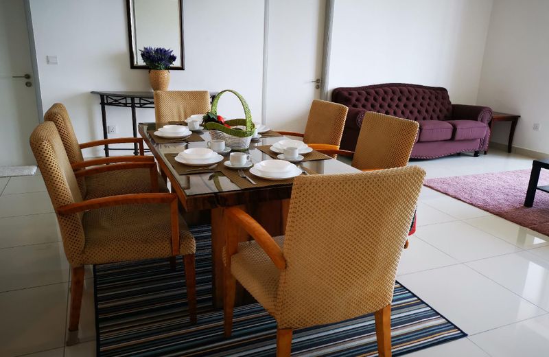 The Seaview Lodge|SwimmingPool|Free Wifi|1 Carpark