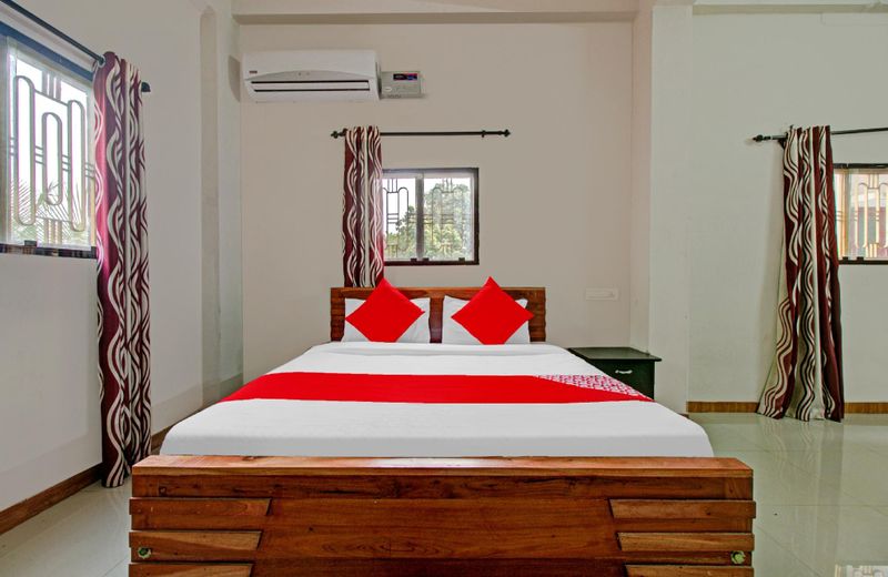 OYO 76956 Eden Tourist Home