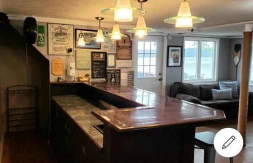 Hayes Hideaway The Perfect Lakeside Getaway