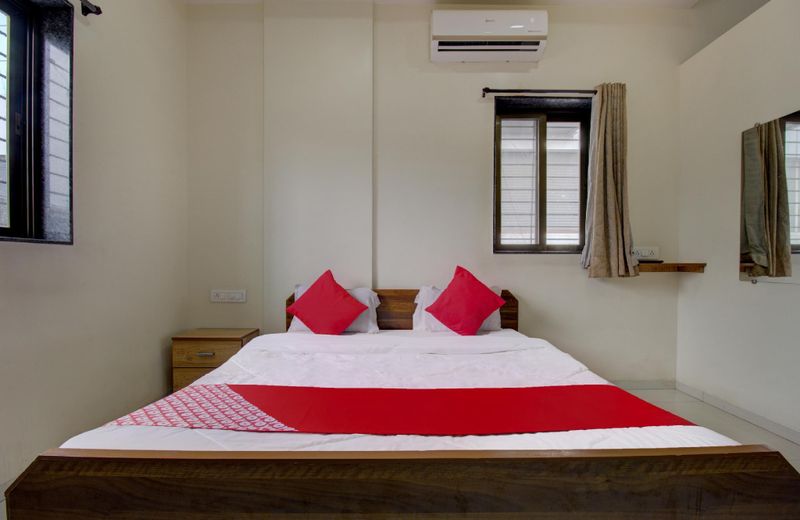 OYO 75257 Hotel Panchami