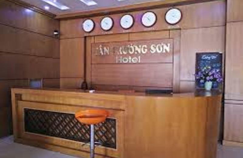 Tan Truong Son Hotel