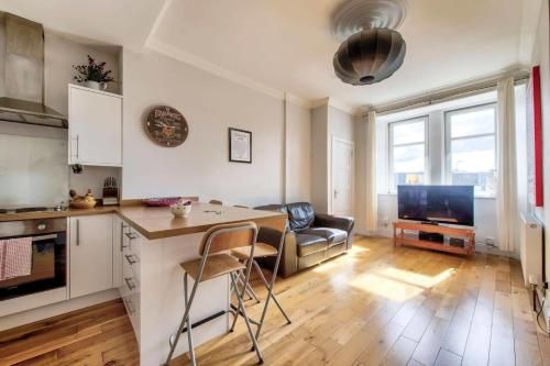GuestReady - Lovely 1 Bedroom Close to City Centre Free On-Street Parking