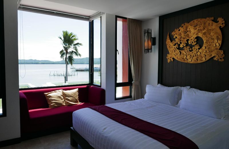 AT Kung Kra baen Hotel and Residence