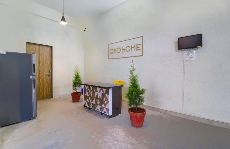 Vaccinated Staff- OYO Home 78036 Elegant Luxurious Stay