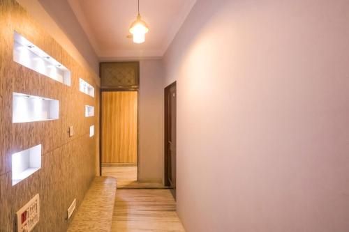 OYO 78411 The Luxury Living