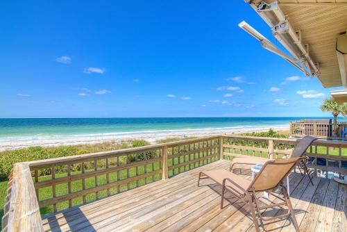 Oceanfront Belleair Beach Condo with Gulf Views!