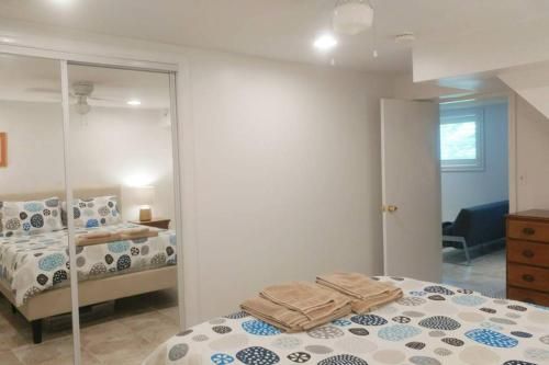 2-Br Stylish Apt & Sauna in Woods. 24/7 check-in.