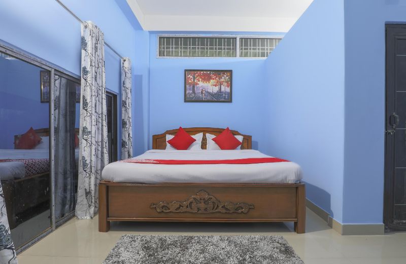 OYO 76830 Dutta Residency