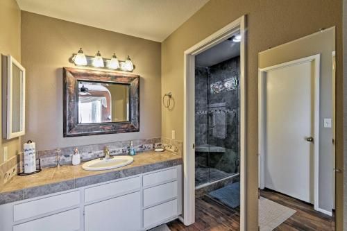 Home with Pool and Spa - 5 Mi to Laughlin Casinos!