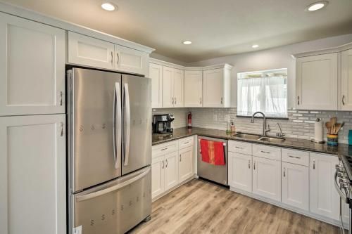 Bullhead City Home with Patio, 2 Blocks to CO River!