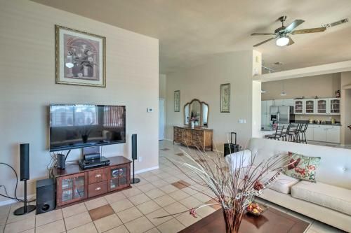 Bullhead City Home with Tesla Charger about 3Mi to River