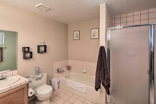Single-Story Home with Patio, 6MI to Lake Mohave