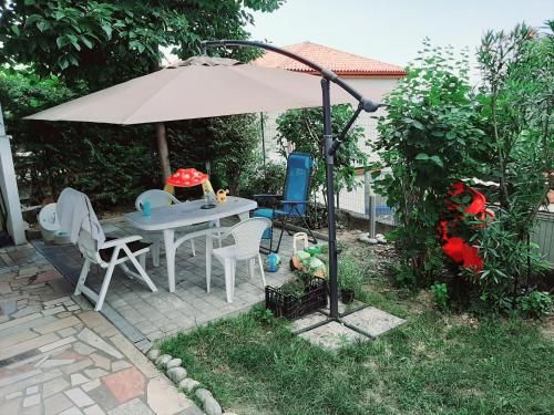 Outdoor Pictures 1