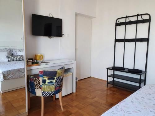 Room Novakovic