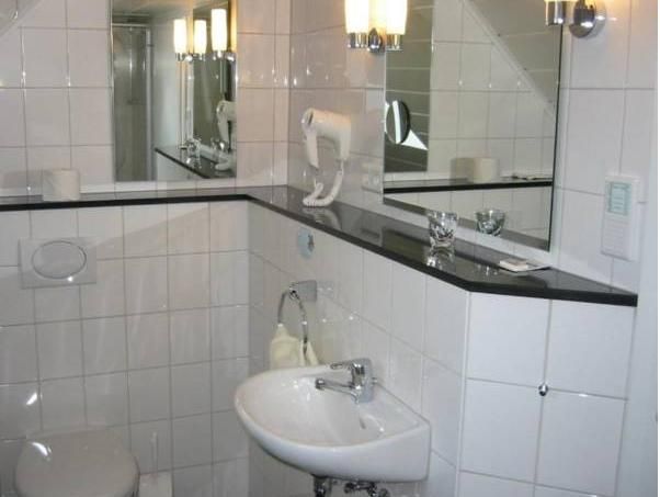 Hotel Orthwein -kostenfreie Parkplatze-