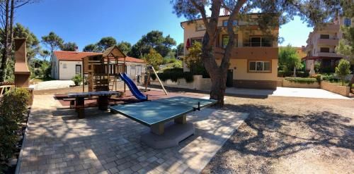Outdoor Pictures 4