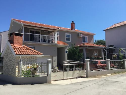 guest house Karlo