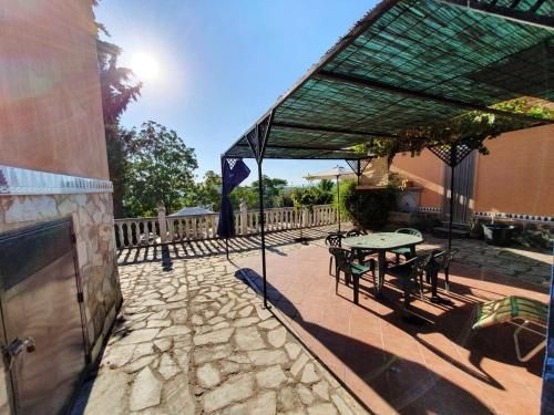 Villa with 2 bedrooms in Alfacar with wonderful mountain view private pool furnished terrace