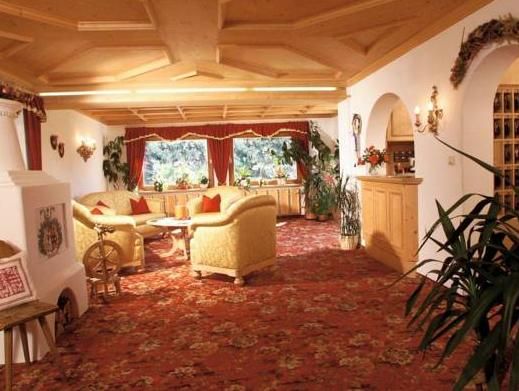 Maraias - Luxury Suites & Apartments