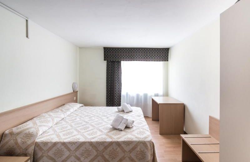 HOTEL FERRARI