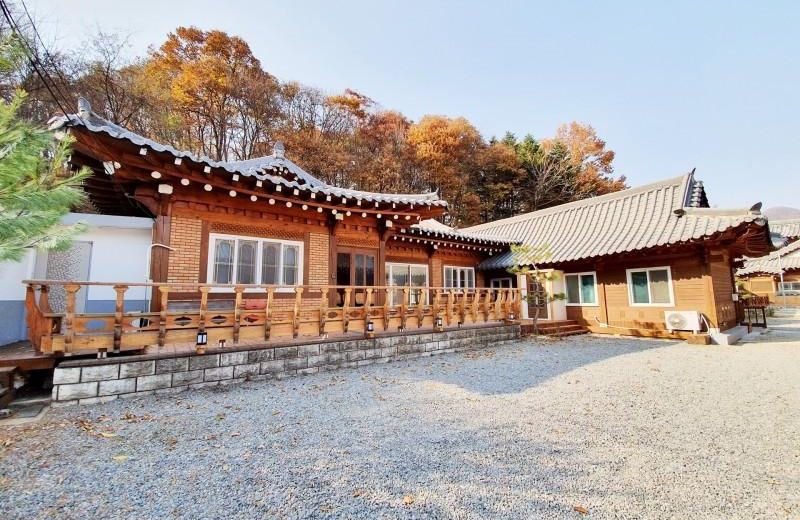 Yong Yejik Hanok Pension