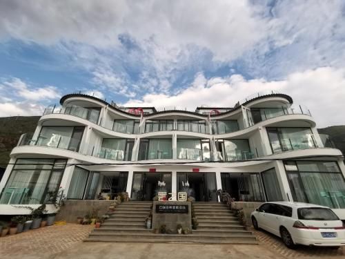 Love Cloud View Sea Hotel