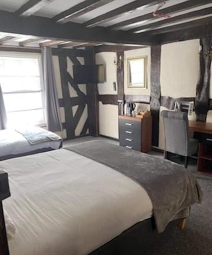 Tudor House Hotel
