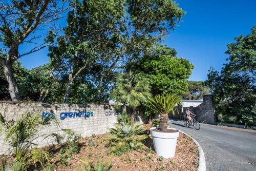Camping Sunissim Les Grenettes 4* by Locatour
