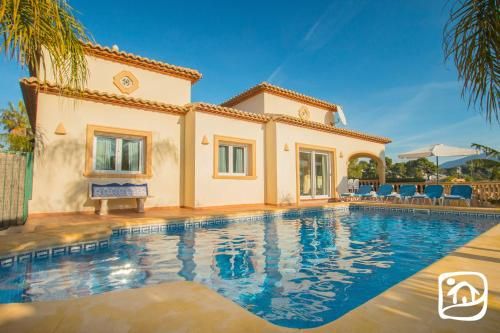 Abahana Villas Maria Angeles