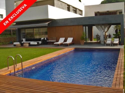Premium Habitat La Farella